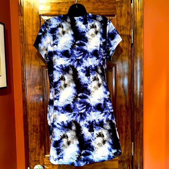 NWOT Bobbie Brooks Floral Tunic - Picture 4 of 6